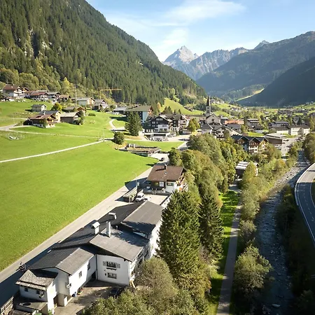 Alt Montafon By Pferd Auf Wolke Aparthotel