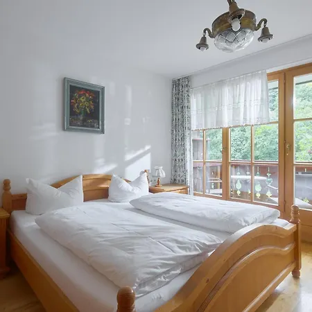 Alt Montafon By Pferd Auf Wolke غاسشرن