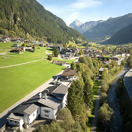 Alt Montafon By Pferd Auf Wolke Gaschurn